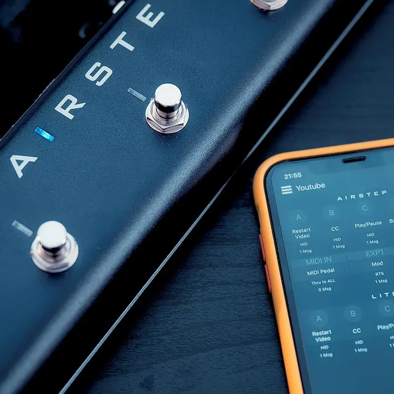 AIRSTEP Smart Multi Controller | MIDI,Bluetooth,Footswitch,Built-in battery,Mobile Editor