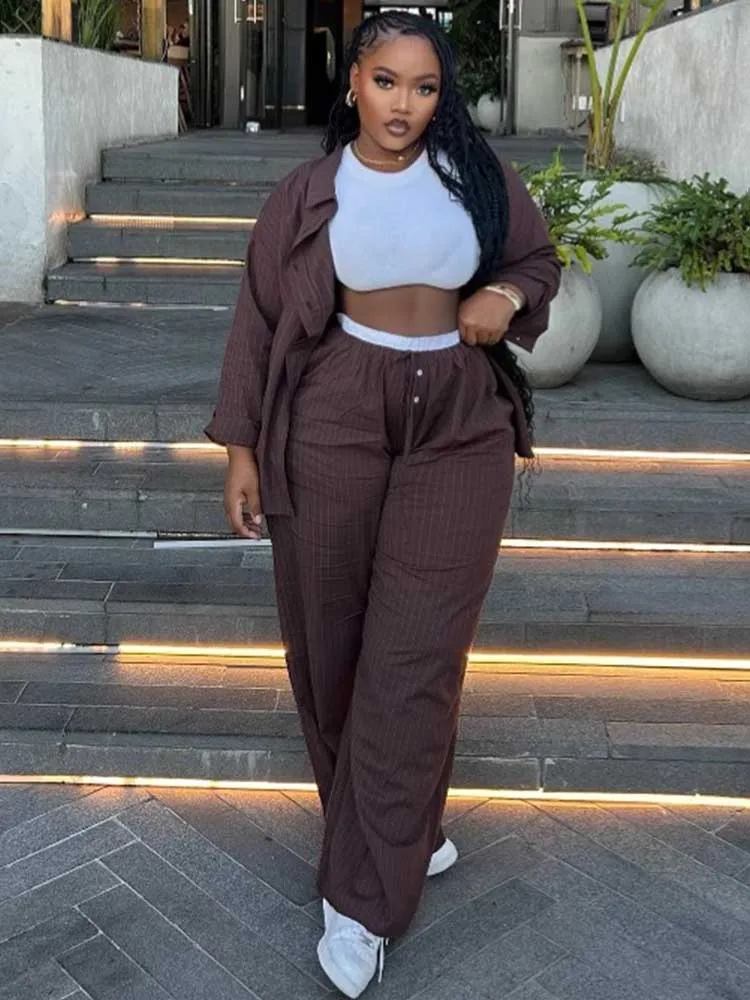 長袖シャツとワイドパンツ女性のための秋のエレガントなセット 2 ピースストライプブラウン女性服スーツ卸売ドロップシッピング