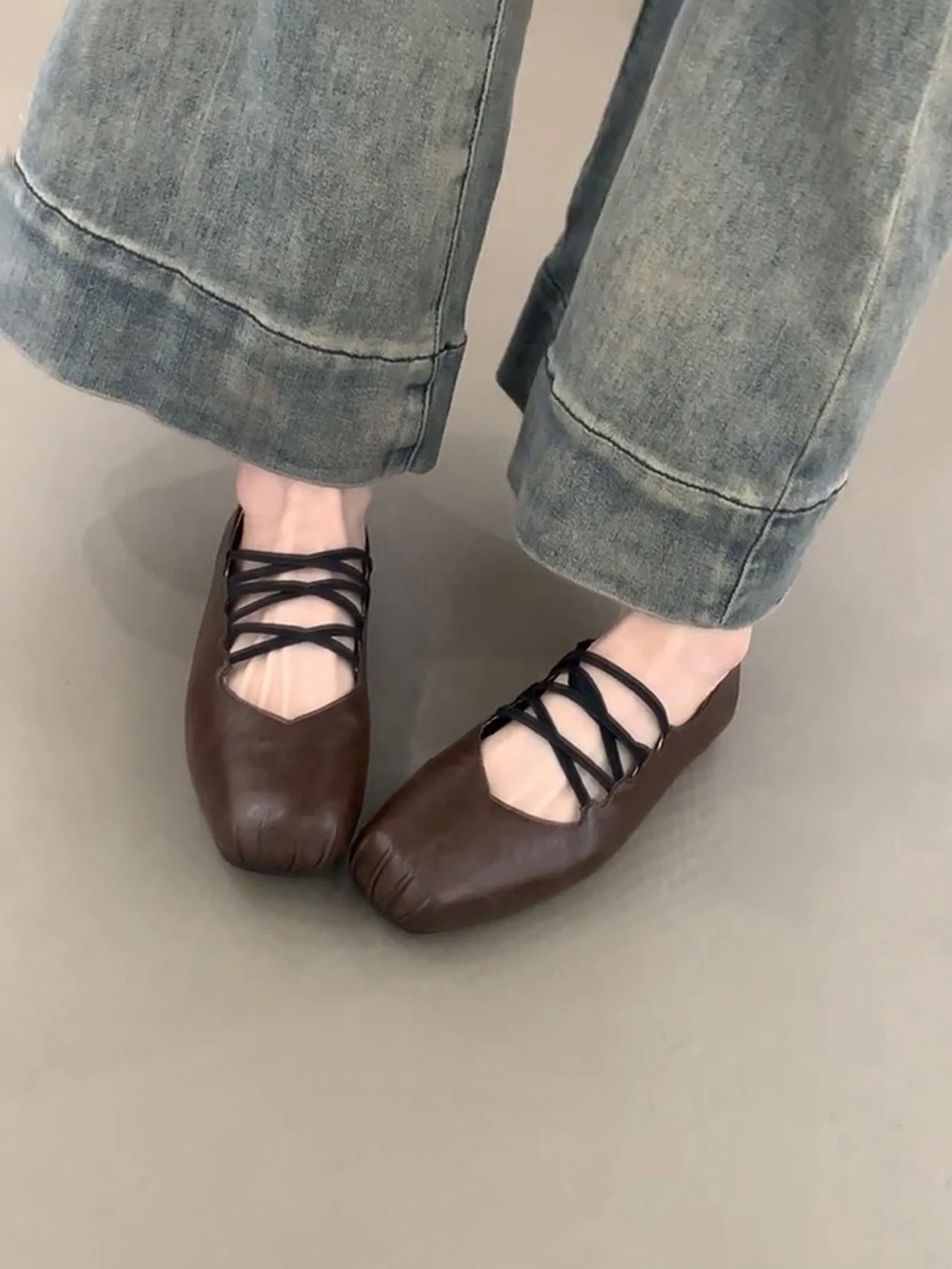 soft-bottom-ballet-flats-square-head-cross-buckle-lazy-commute-women's-shoes-genuine-leather-version-mary-jane-shoes-slip-on