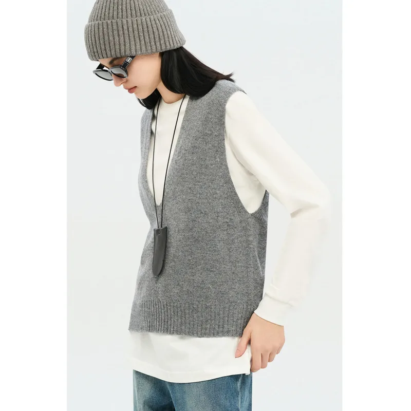 

Autumn Seamless 100% Merino Wool Sweater Vest Women V-neck Loose Sleeveless Casual Knitted Tops