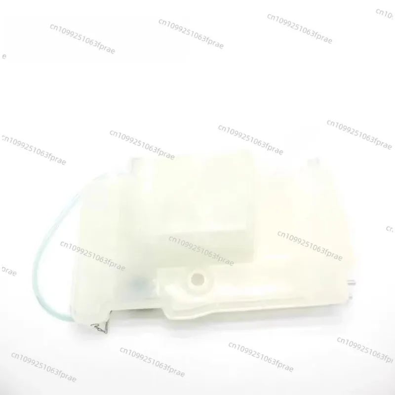 M500 new diamond antifreeze plastic expansion tank cab water auxiliary water tank