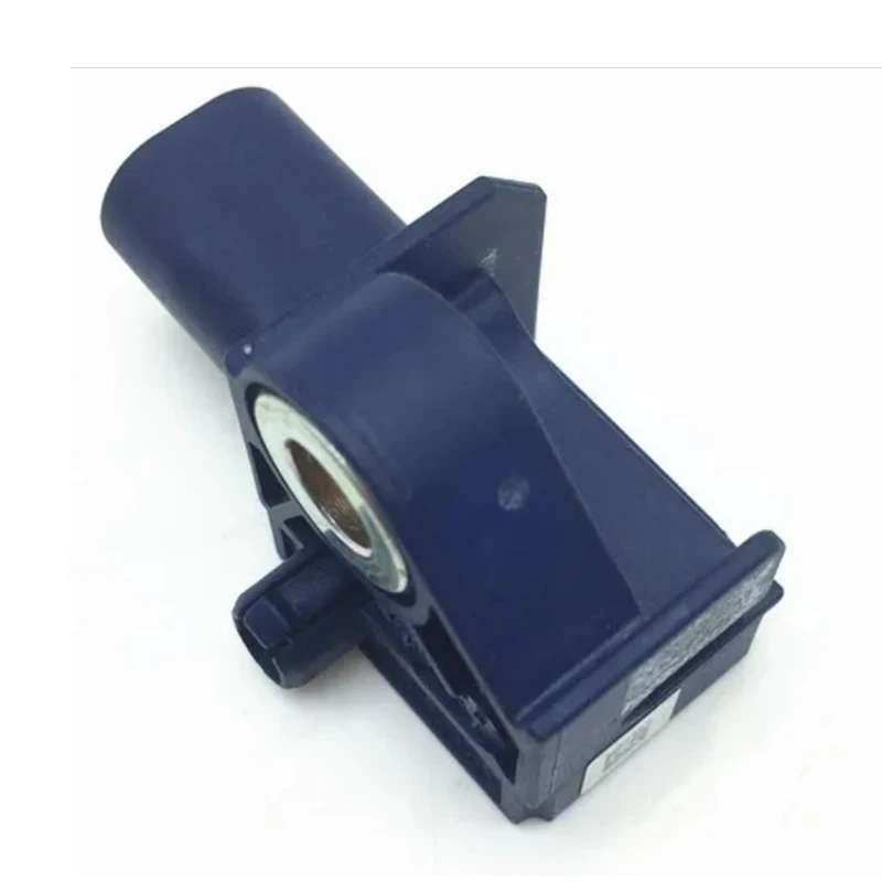 FG2 040 01F G20 400 2FG 204 003 Front sensor on the flexible bumper bracket on the side of the sensor 2048201985