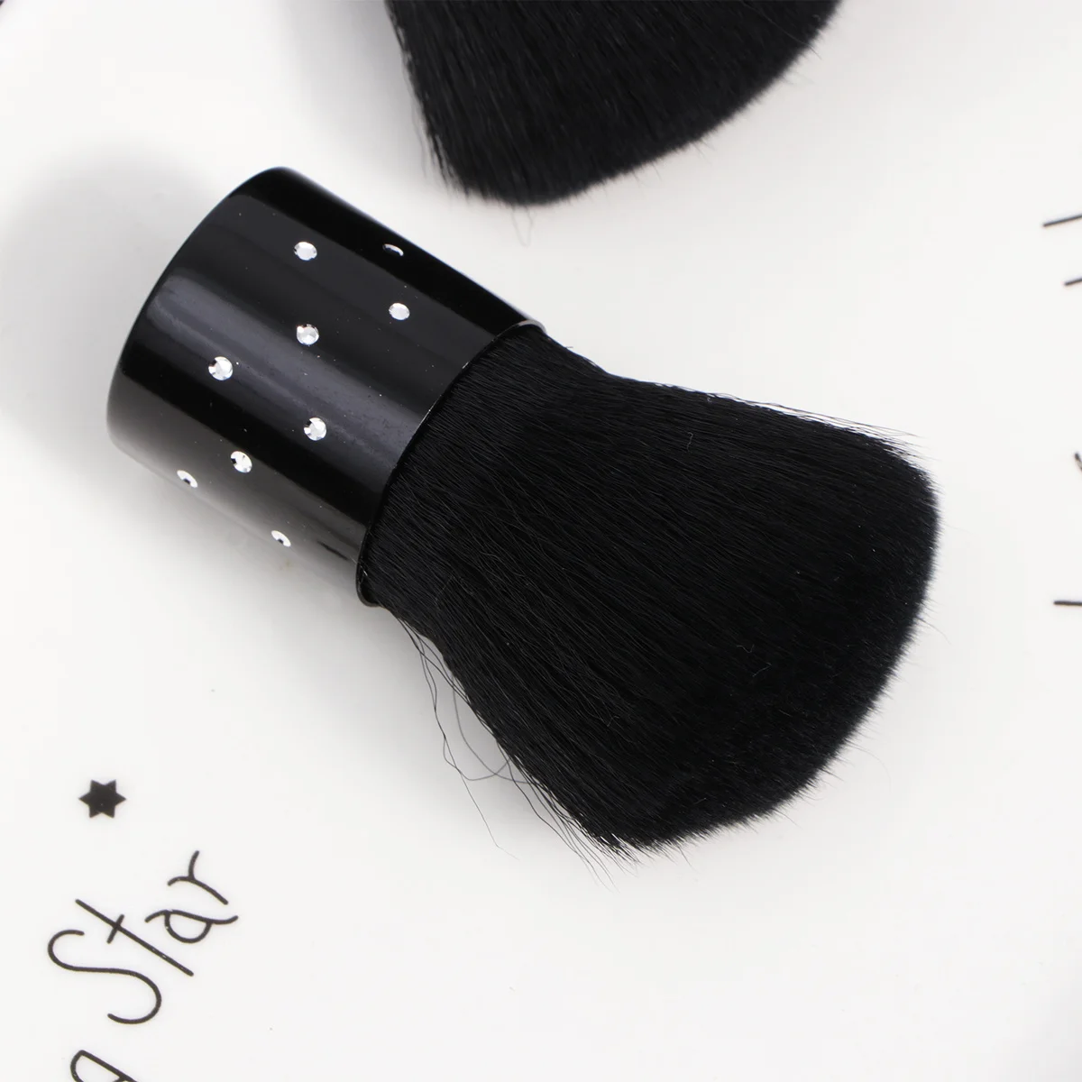 3Pcs Nail Art Cleaning Brush Professional Makeup Tool Ultra Soft Bristles for Daily and Salon Use Powder Cosmetics Application