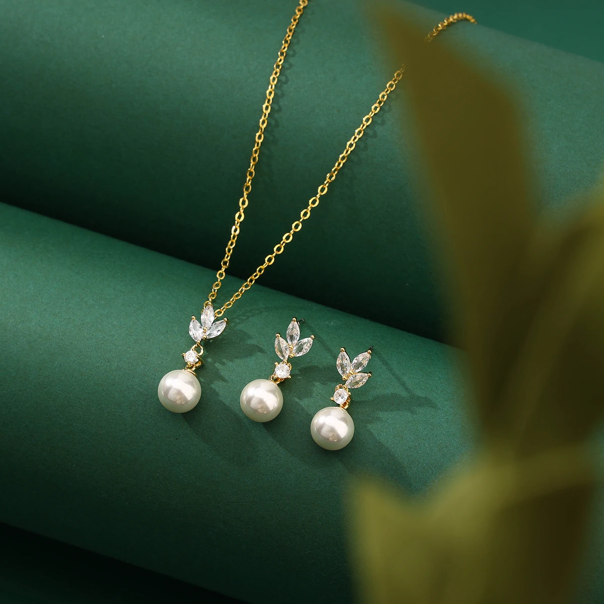 Elegant bridal jewelry wedding prom necklace earrings set women\'s dress accessories