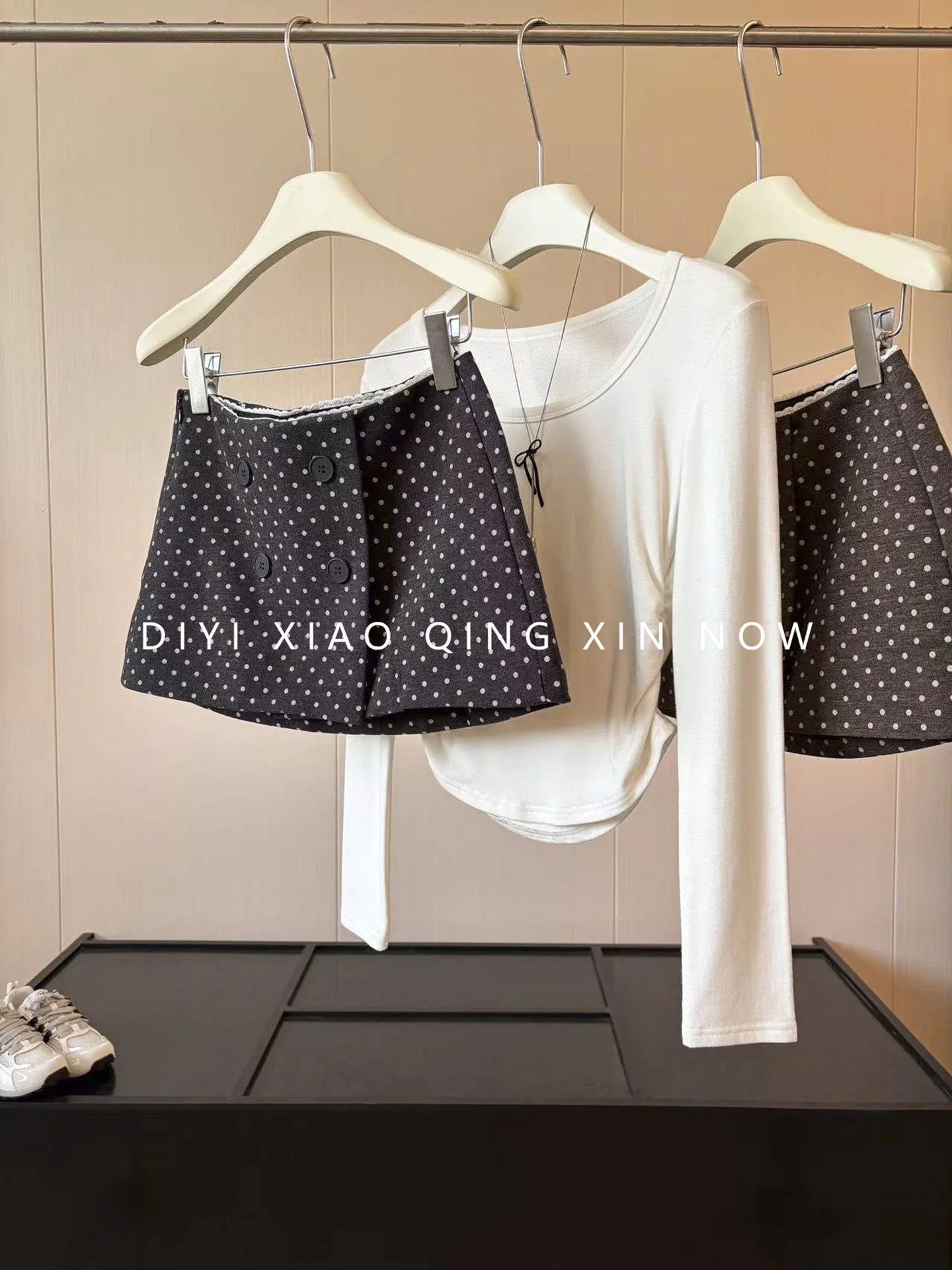 Black Polka Dot  Skirt Women's Autumn High Waist A-Line Half-length Faux Two-Piece Pants Skirt Double-Button Korean Style