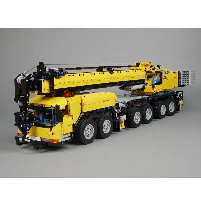 MOC-5509 GMK6400 Mobile Remote Control Crane Assembly Splicing Machine Building Block ModelMOC Creative Building Blocks Toy Gift