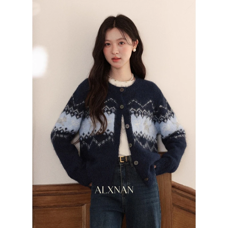 

ALXNAN кардиган с длинными рукавами, жаккардовые пуговицы с цветными блоками, молодежный свитер высокого качества, свободный универсальный мягкий трикотаж L58278
