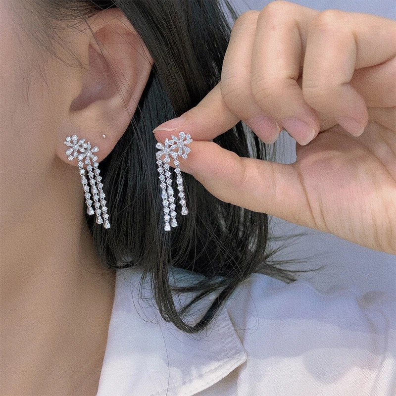Aazuo High Quality 18K Gold Fashion Jewelry Real Diamond H 1.78ct Fairy Stud Earring Big Waterdrop Grand banquet Party Hot Sell