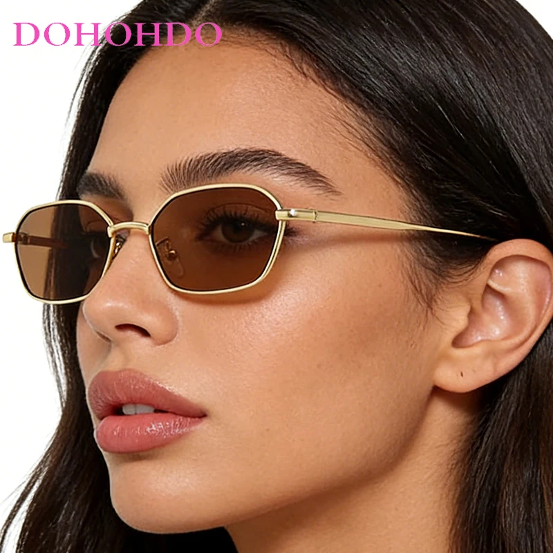 

Luxury Metal Frame Small Square Sunglass Women Men Brand Designer Steampunk Outdoor Driving Travel Men Eyeglasses UV400 Lentes