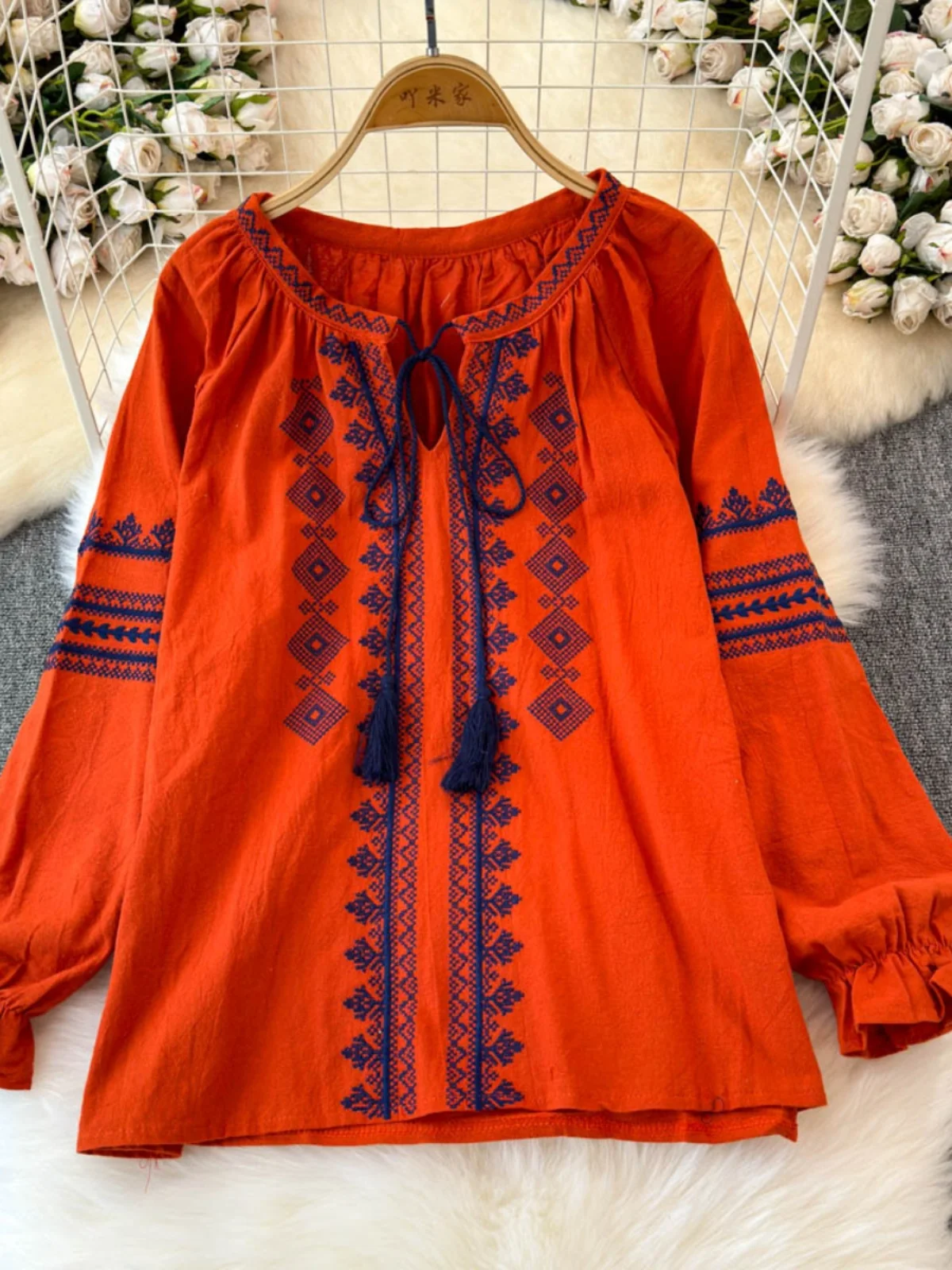 

Retro Ethnic Style Embroidered Round Neck Lantern Sleeve Shirt Women's Autumn Loose Thin Chic Tops Blouse Boho
