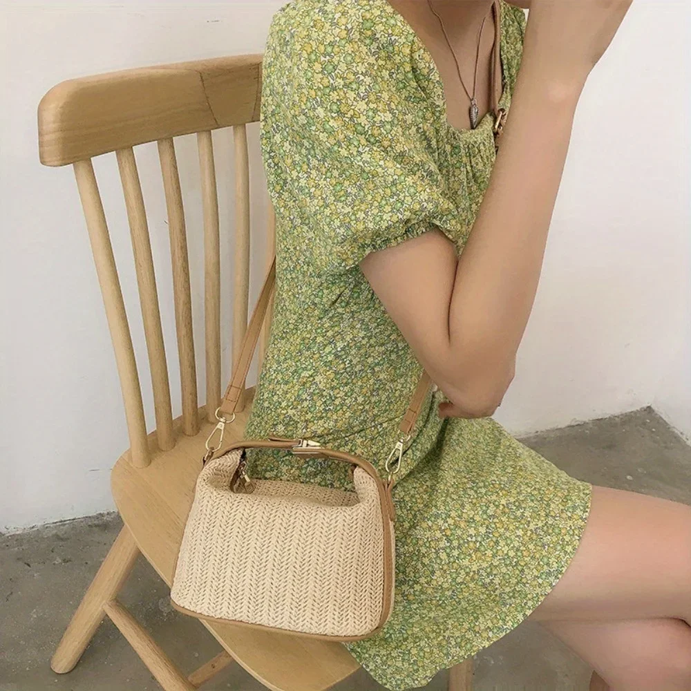 

Straw bag women's spot, foreign trade new fashion hand bag leisure vacation one shoulder oblique beach bag