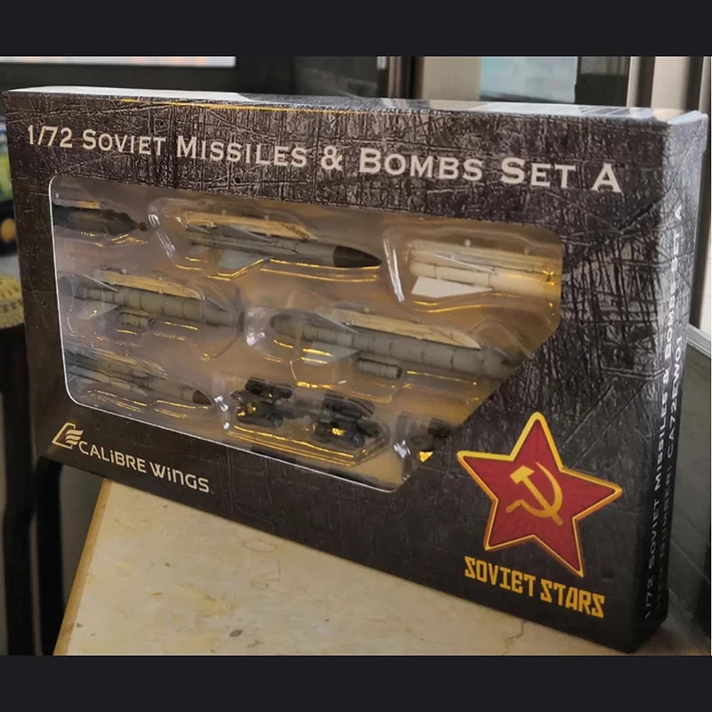 Scale 1:72 Su-24 Su-22 SU-24, SU-22 Missile Bomb Weapon Package Model Static Finished Toy Accessories Model Decorative Gift