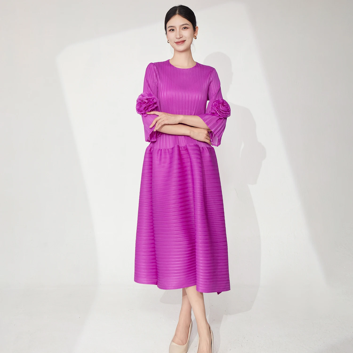 Factory Wholesale Women Pleated Dress High Quality Summer Elegant Dress Plus Size Trumpet Sleeve Loose Dress