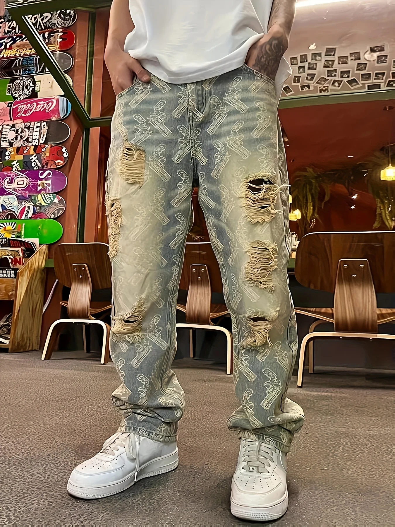 American Street Style Washed Distressed Ripped Jeans für Herren Frühling und Herbst gerade lose europäische und amerikanische High Street Vibe Style lange Hosen