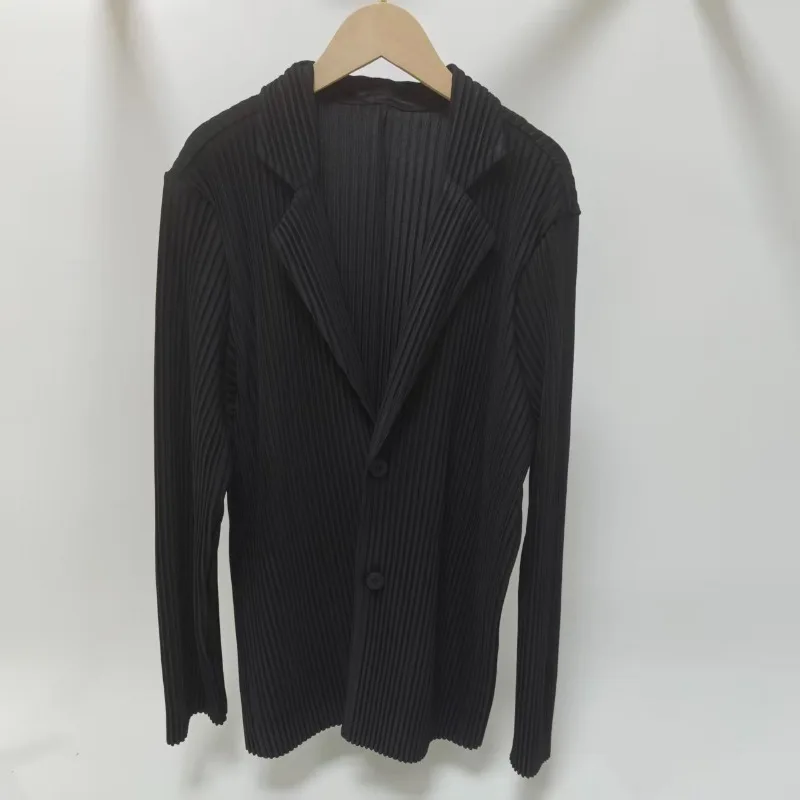 

Miyake Pleated Suit Long Sleeve Men's Jacket Loose Fit Turn-down Collar High-end Feel Plus Size Casual Jacket Simple Solid Tops