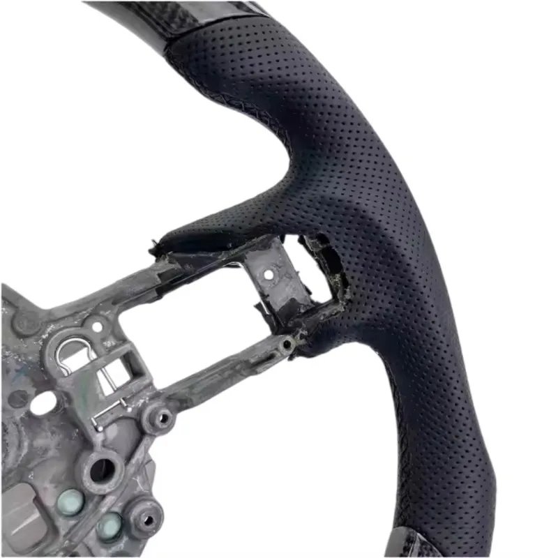 【2025】عجلة قيادة من ألياف الكربون ذات قاع مسطح من ZY لسيارة Ford Mustang 2015-2017 GT Sports