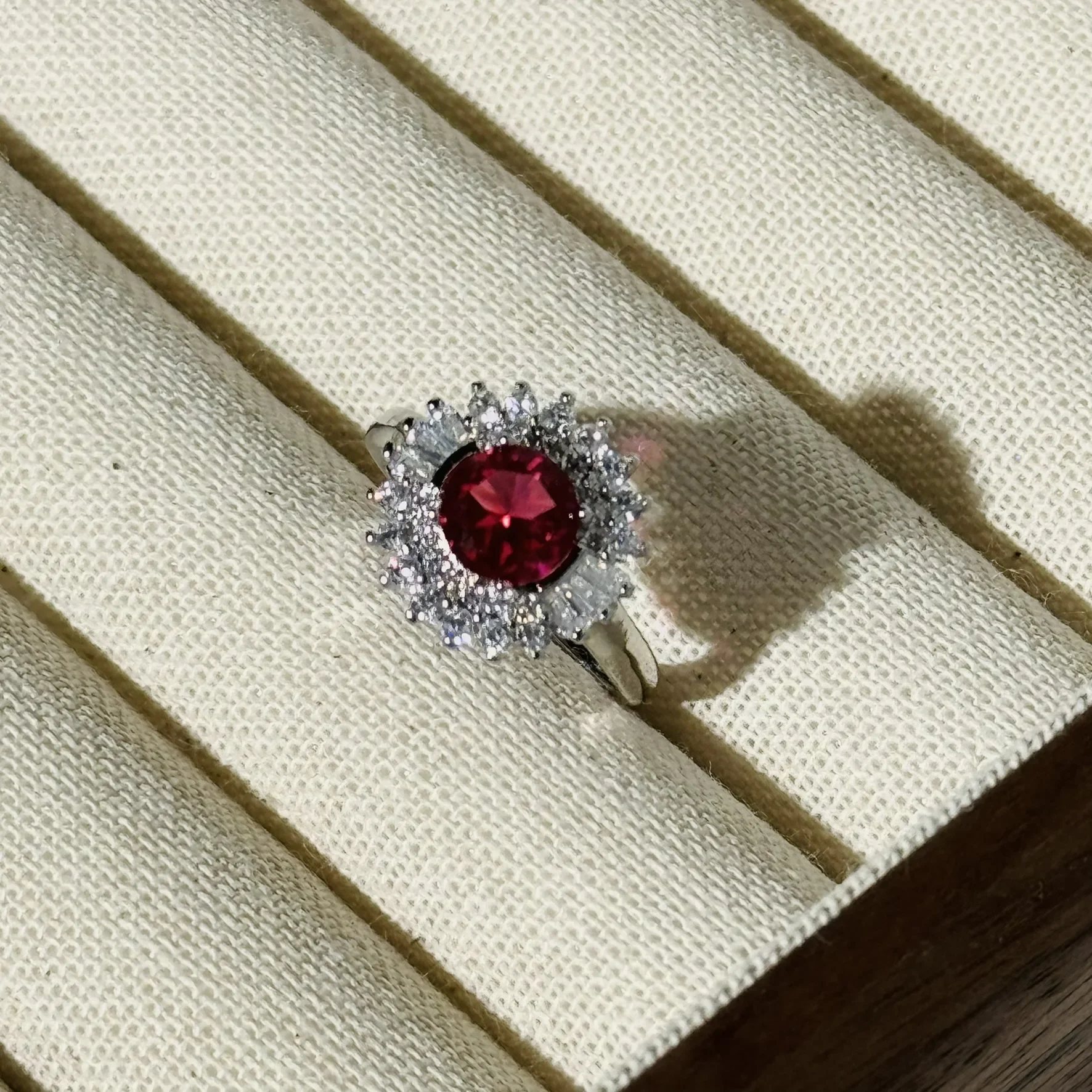 Flower inlaid zircon, natural red tourmaline, gemstone, adjustable opening ring, feminine and lively mouth ring