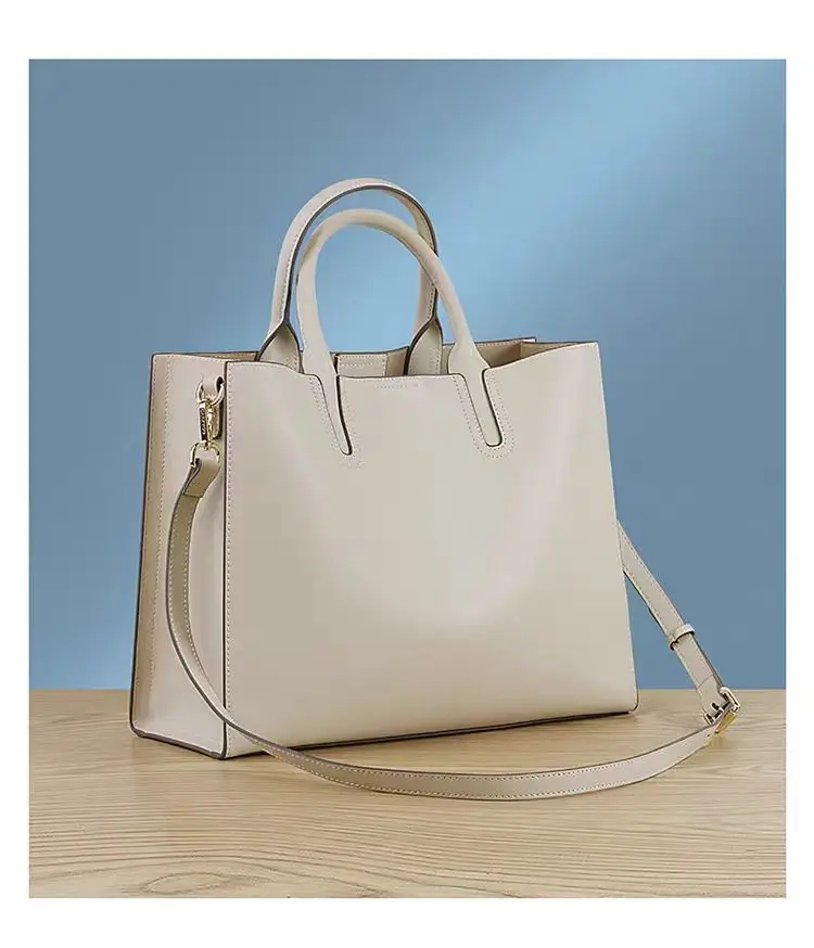 Luxe draagtas voor dames, echt leer, driedimensionaal ontwerp, zachte crossbodytas voor stijlvolle opslag