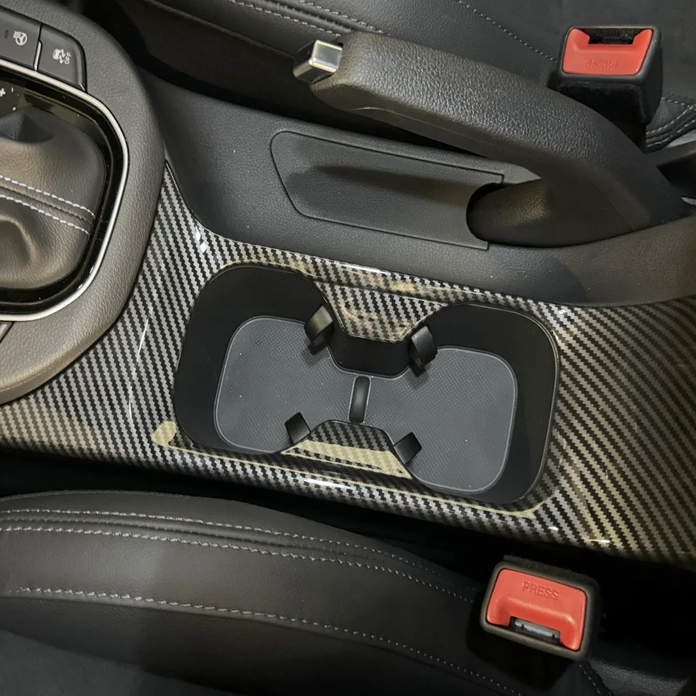 Konsola samochodowa z włókna węglowego Uchwyt na kubek na wodę Pokrywa Wykończenie Dekoracja wnętrza dla Hyundai I30 N 2018-2023 LHD RHD