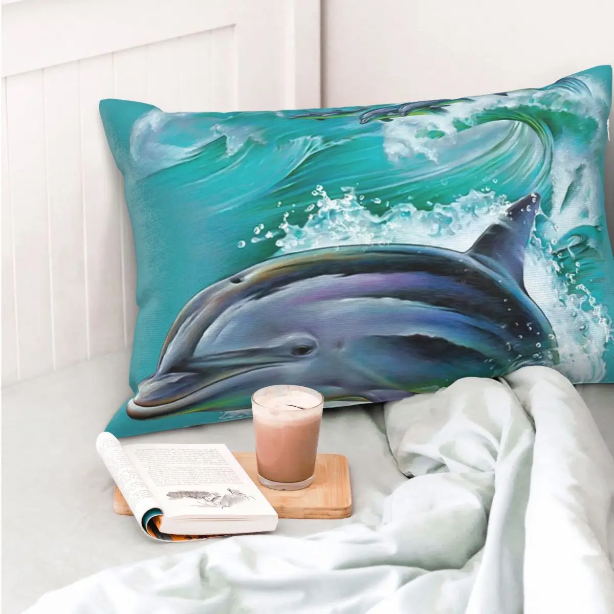 

Декоративная наволочка для подушки с изображением дельфинов, ловящих волны, для спальни, дома, для создания уютной атмосферы