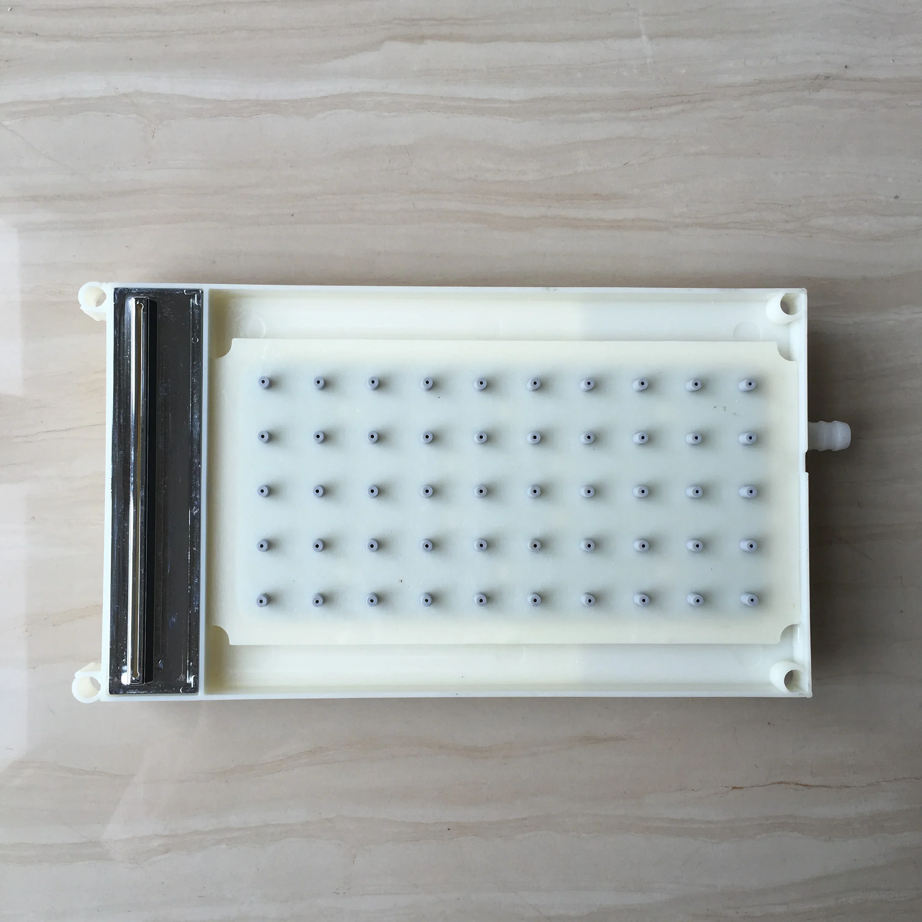 ABS 24.3X13.7cm Interfaccia di tipo intubazione per doccia rettangolare Soffione doccia 5 * 10 fori Accessori per soffione doccia a cascata con spruzzo superiore