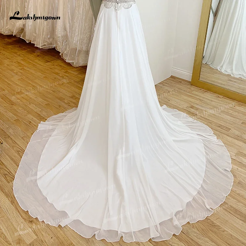 Requintado a linha vestidos de casamento personalizado para as mulheres boho com decote em v miçangas topo sexy sem costas botão chiffon vestido de noiva varredura