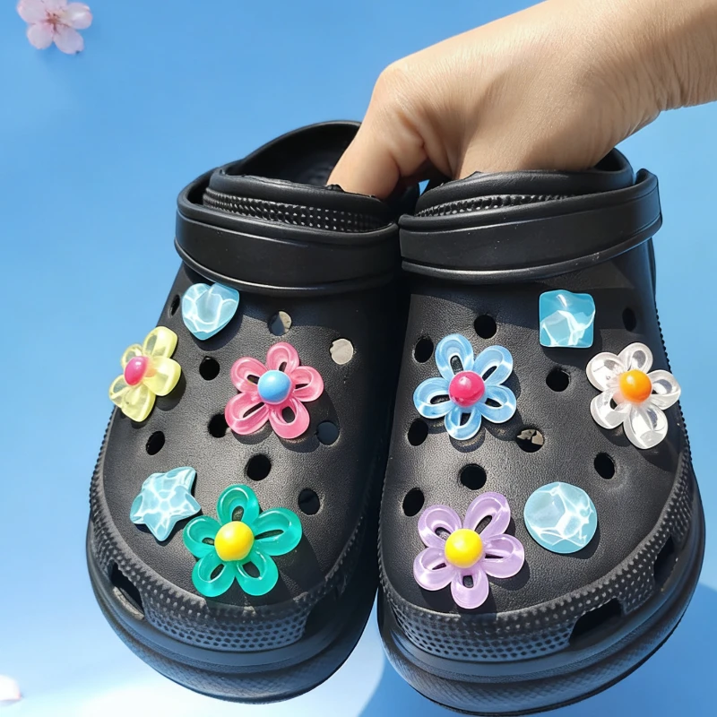 Bestseller 9-teiliges Set 5-Blütenblatt Schuh-Charms Designer DIY Glänzende Bling Schuhdekoration für Clogs Kinder Jungen Frauen Mädchen Geschenke – Detail 4