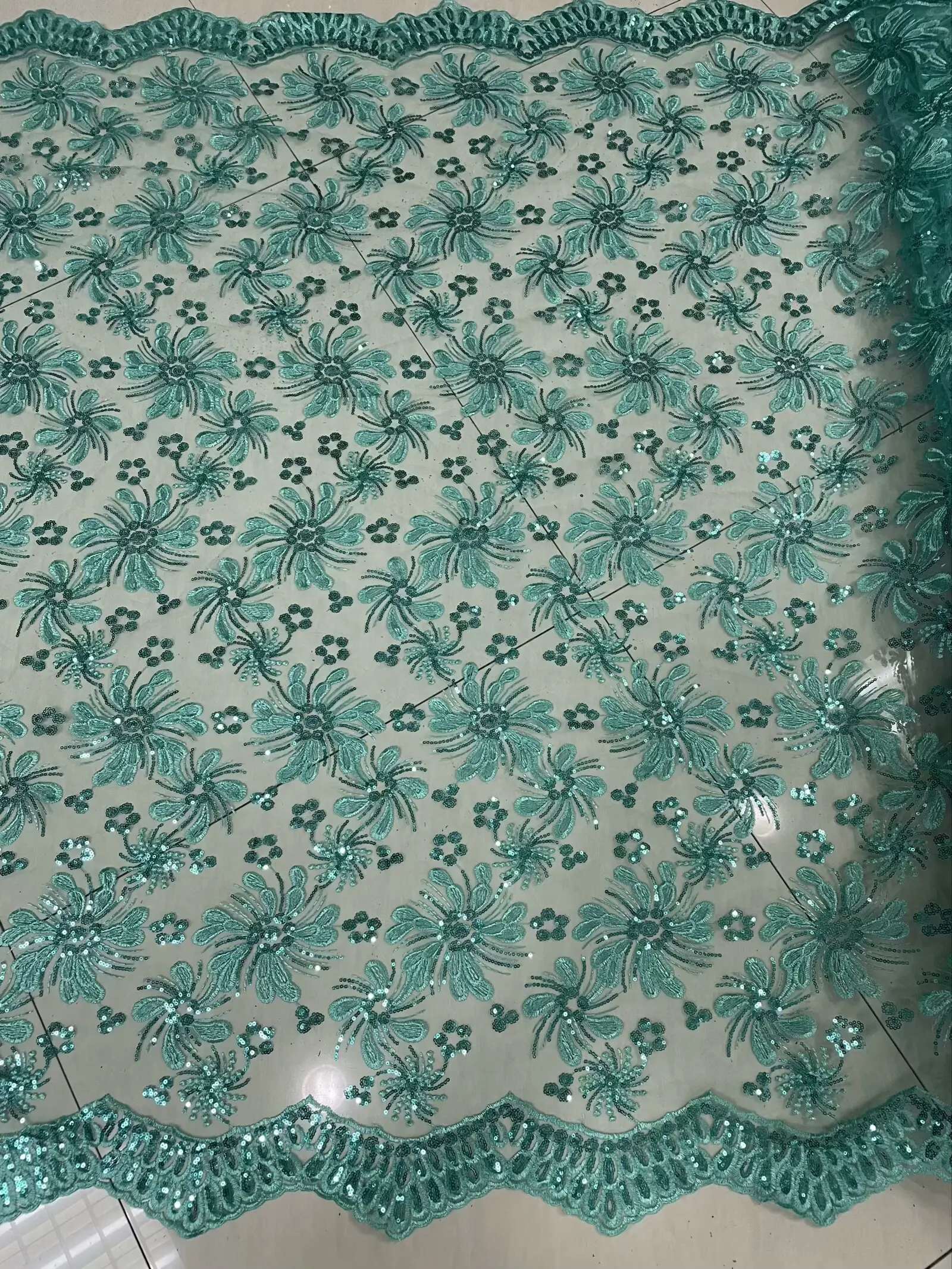 Tela de encaje de tul de lujo a la moda africana 2025, tela de lentejuelas nigeriana hecha a mano de alta calidad de 5 yardas para fiesta de noche y boda