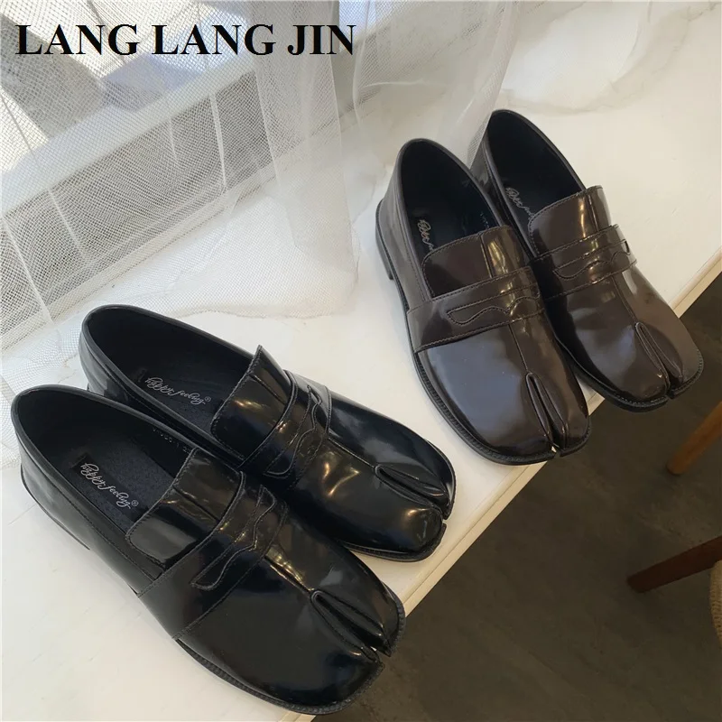 Women Flats Tabi Ninja Moccasins Round Split Toe Shallow Lazy Slip On Slingback Mules Leather Shoes Soft Loafers Slip On Ballet