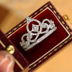 2026 New Personalized High-end Crown Ring for Women, Exquisite and Elegant, Niche Design Sense, Popular Fairy Sweet Style
