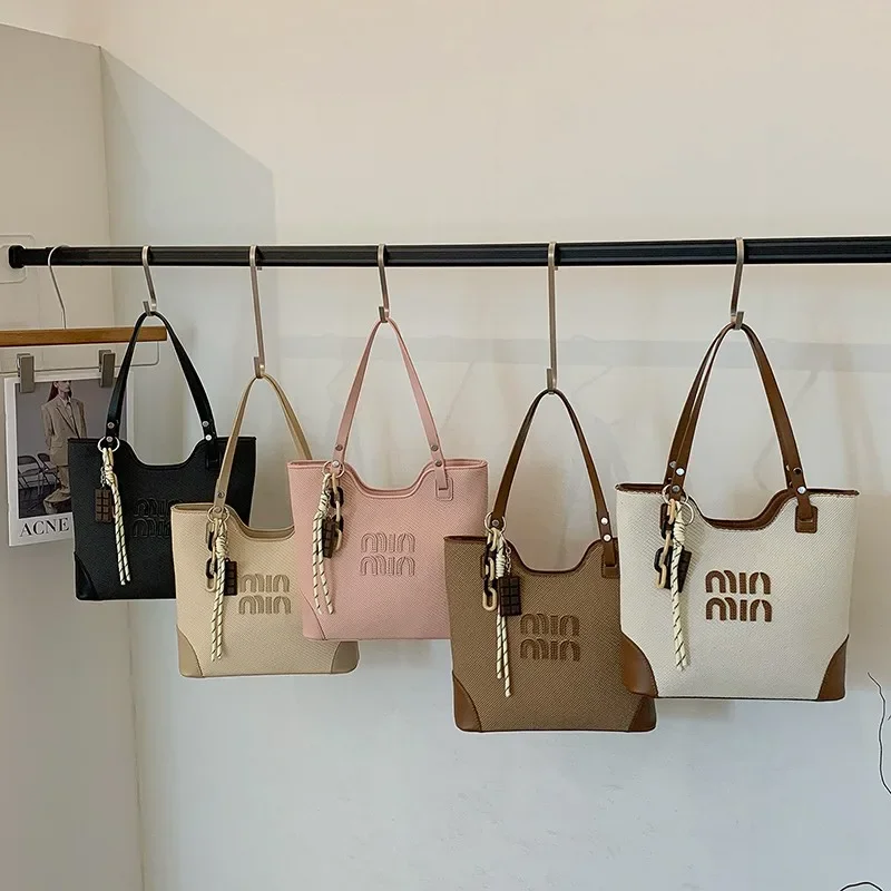 

High-End Business Leisure Commuter Bag For Women Elegant Classic Paris Fashion Large Capacity Best