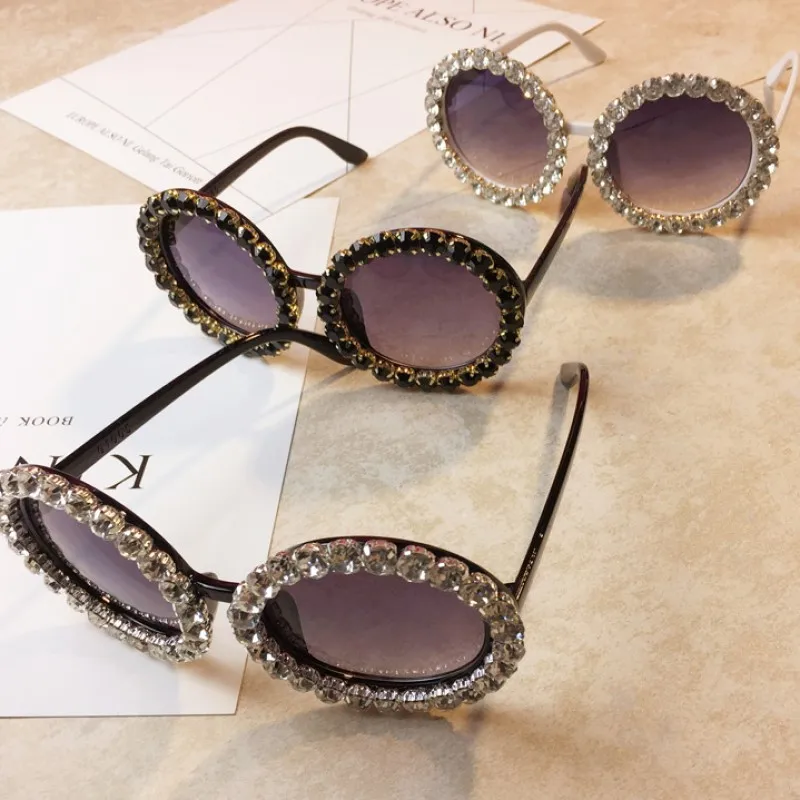 Oversized Rhinestone Ladies Sunglasses Round Brand Designer Black White Large Frame Sunglasses Female Diamond Glasses UV400