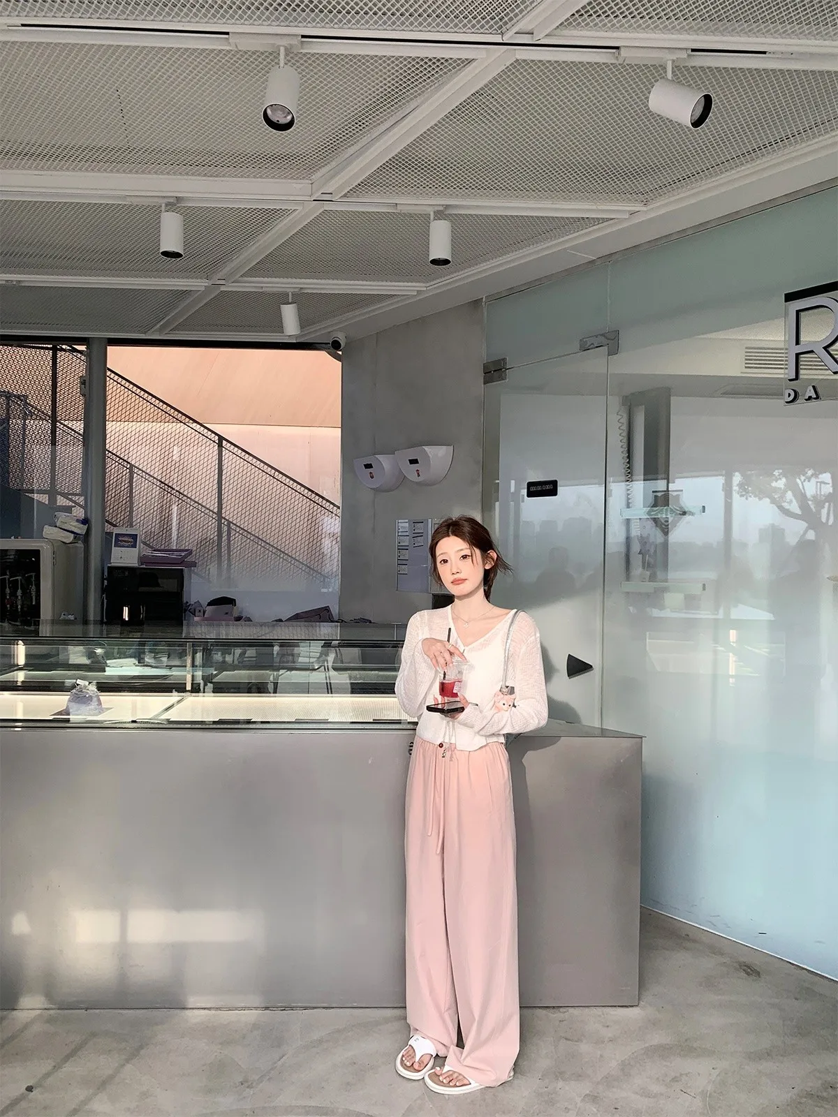 

Широкие повседневные брюки Max с высокой талией, свободного кроя, летние, стройнящие, универсальные, хлопковые, прохладные, комфортные, женские летние брюки