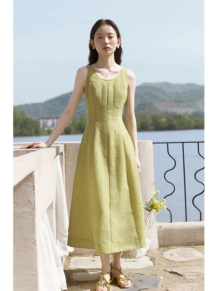 ZIQIAO Holiday Style Sleeveless Green Long Dress 2024 Summer New Design High Waist Slimming A-Line Dress For Women 24ZQ92414