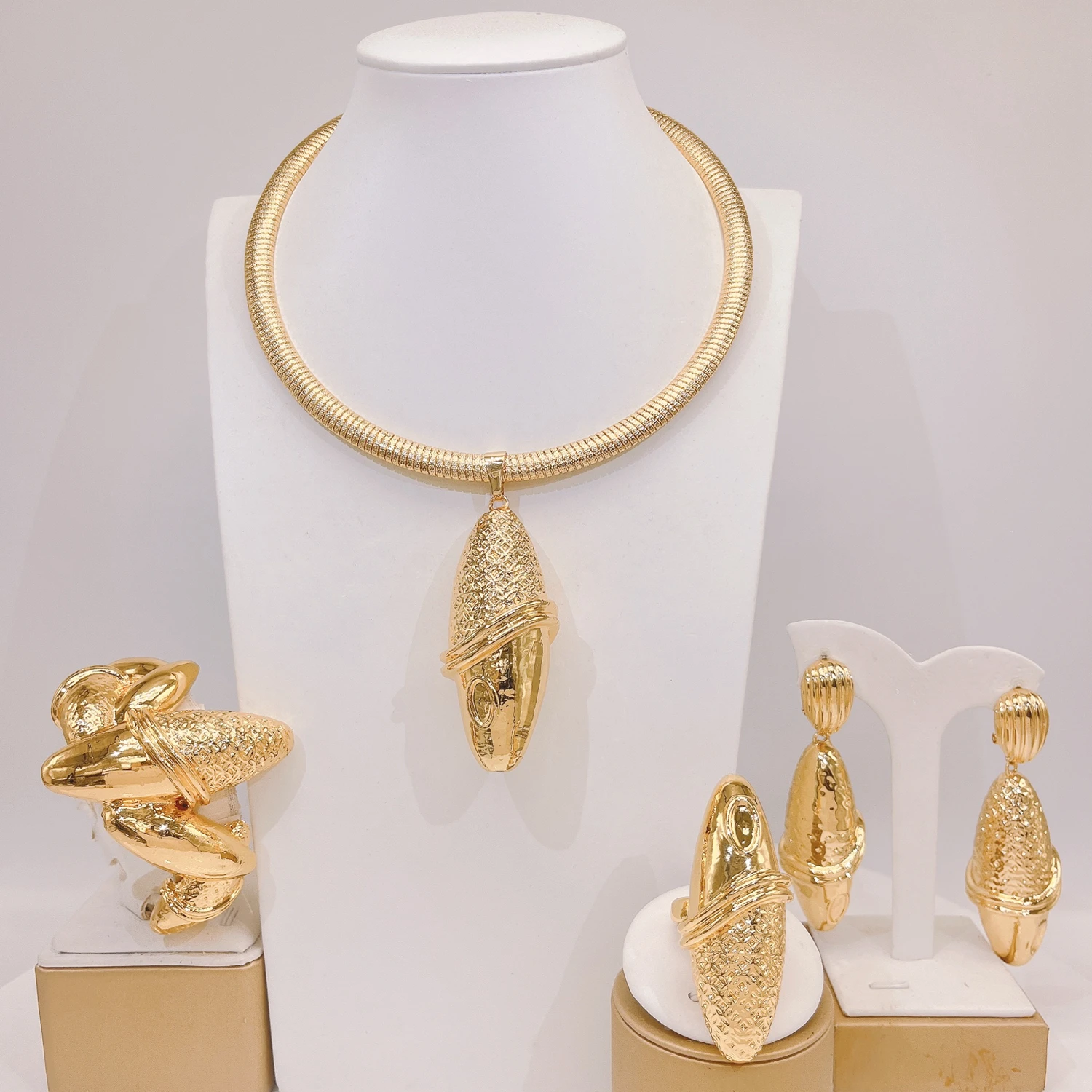 

Простой и элегантный комплект ювелирных изделий с подвеской в виде капли воды, новые аксессуары для подружки невесты на свадьбу в Дубае