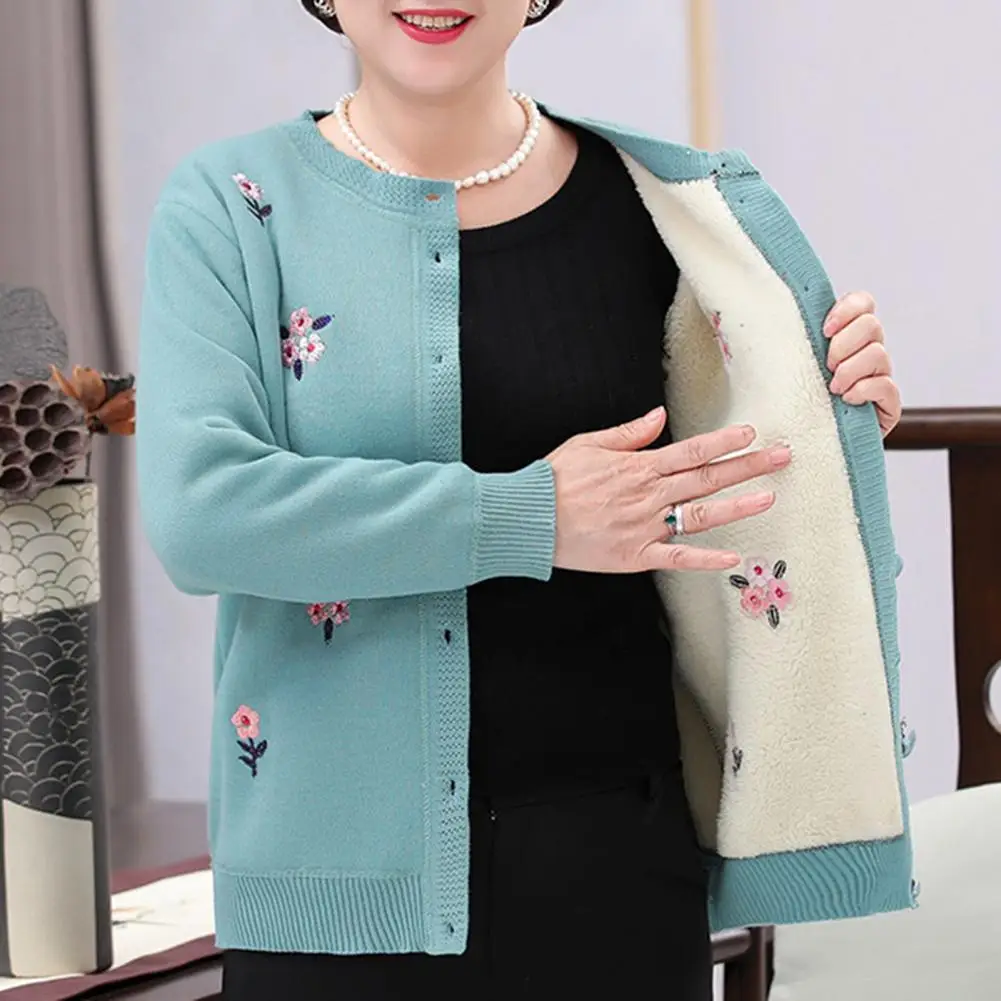 Autumn Winter Knitted Sweater Coat Flower Pattern Embroidery Middle-aged Old Women Cardigan Coat Streetwear knitwears 가디건 свитер