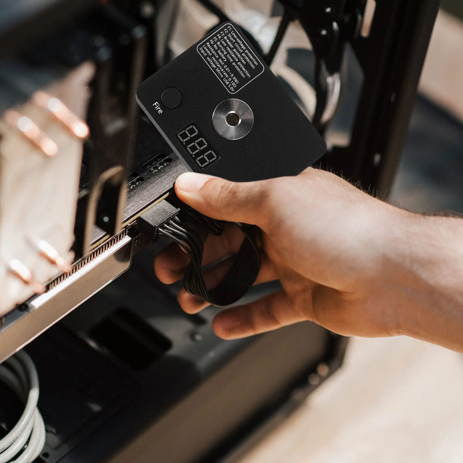 

Электрический омметр для точного измерения сопротивления, легкий портативный тестер, идеально подходит для обслуживания и ремонта электрических цепей и катушек.