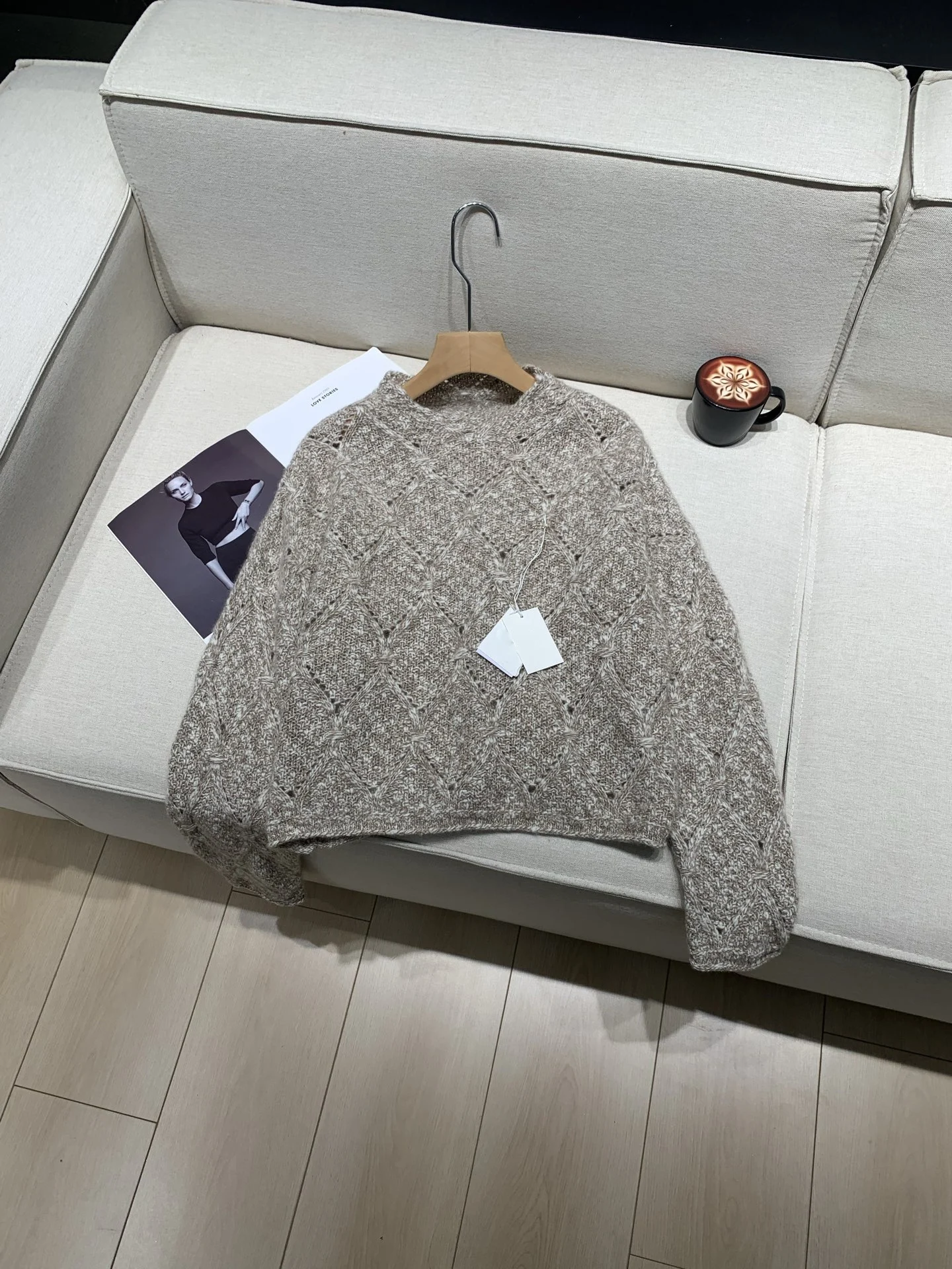 

Новый осенне-зимний высококачественный модный мерцающий вязаный свитер из чистого кашемира в горошек для женщин