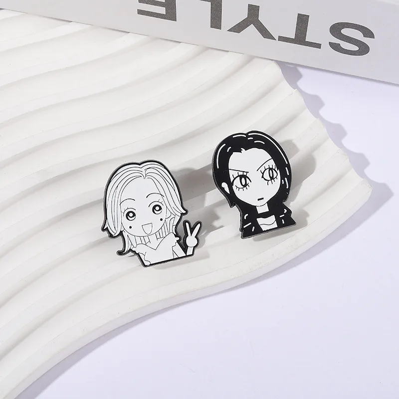 Character Brooch Cartoon Girl Pattern Metal Badge Small Gift Wholesale Decorative Brooches Backpack Pin Cap Pins for Caps Lapel