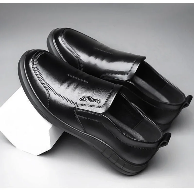 2024 الخريف الرجال أحذية جديدة النمط البريطاني في الهواء الطلق أحذية من الجلد عادية موضة المضادة للانزلاق لينة سوليد الذكور حذاء الأعمال الراحة شقة #4