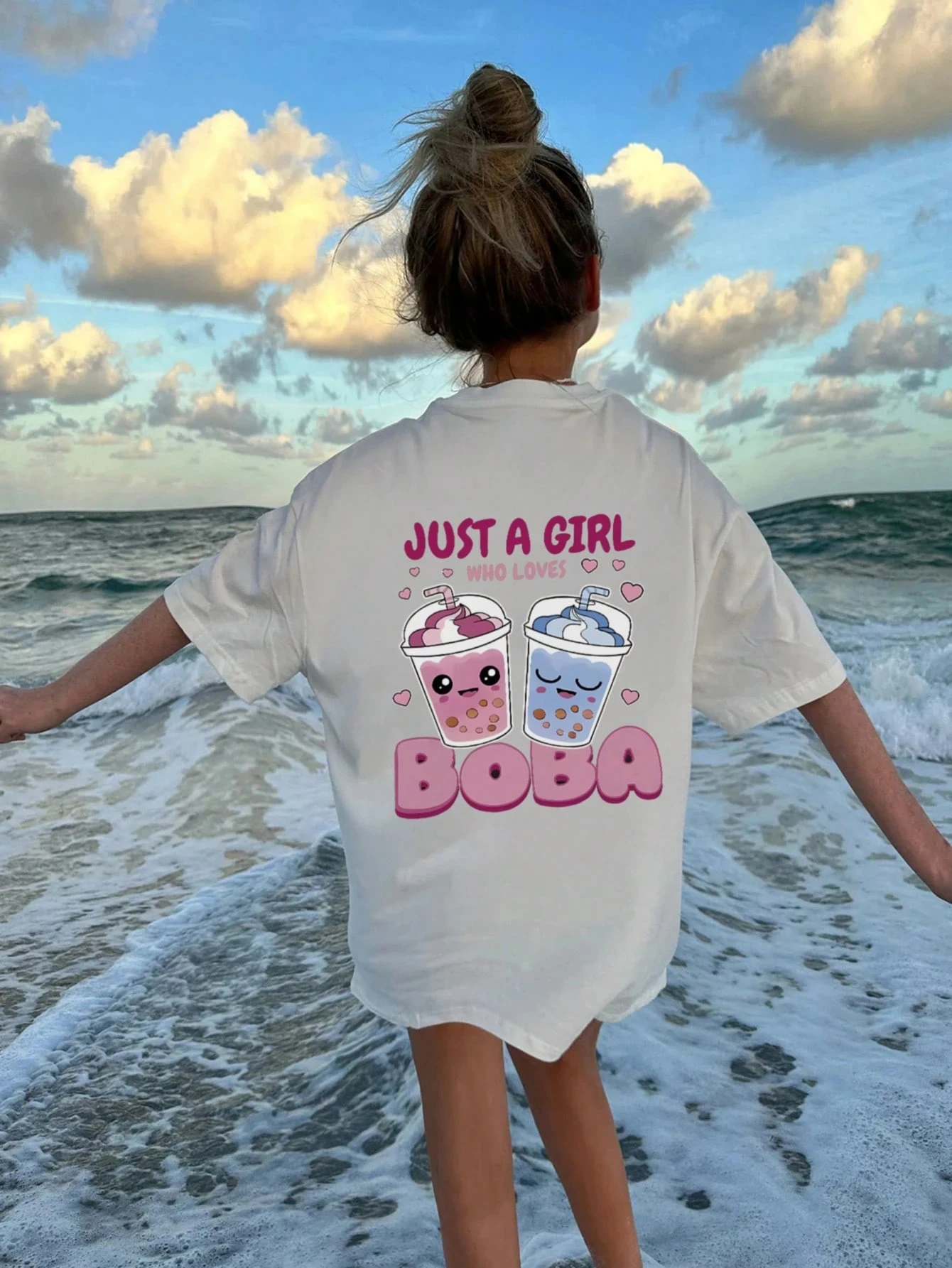 Camiseta de manga corta con cuello redondo y estampado de té boba de dibujos animados, camiseta informal que combina con todo para niñas y niños de verano