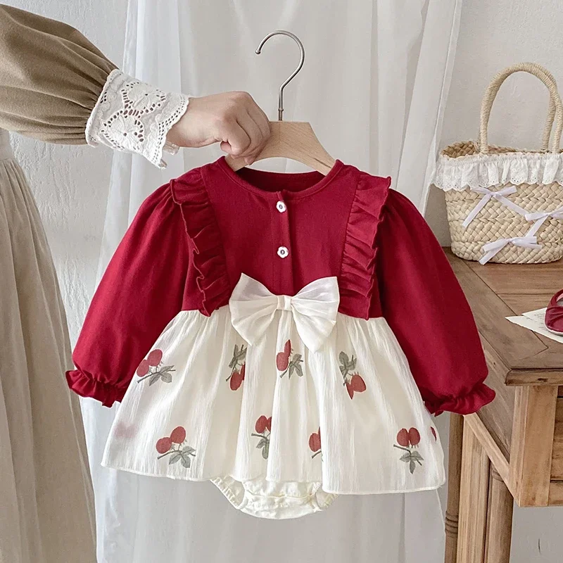 

2025 New Autumn Newborn Baby Girls Bodysuits Long Sleeved Cotton Mesh Splicing Infant Baby Girls Jumpsuit 0-24M Baby Clothing