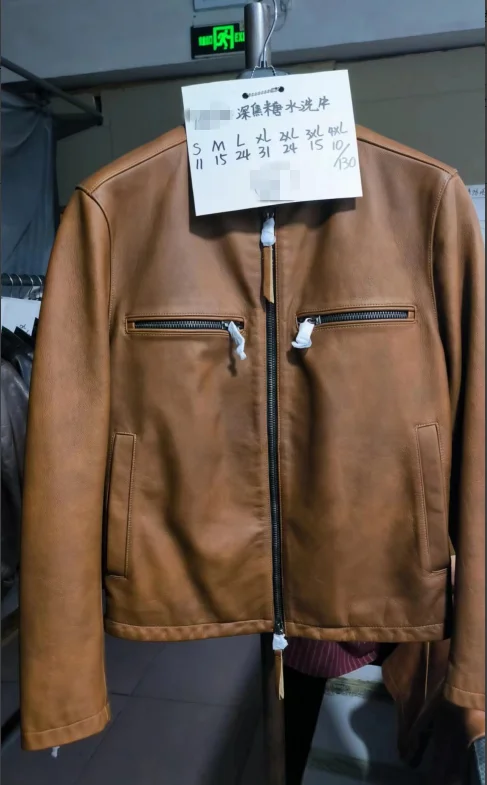 

Новая кожаная куртка из старой воловьей кожи