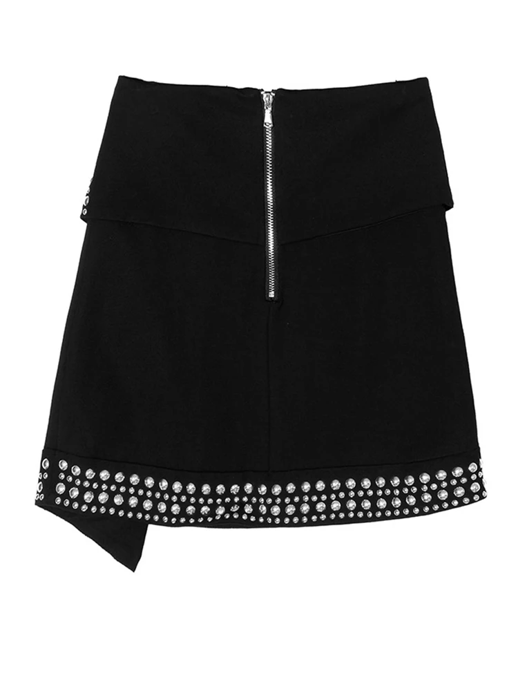 [EAM] Hoge taille zwarte klinknagel onregelmatige zoom rits mini half-body rok damesmode tij nieuwe lente herfst 2024 1DF5217