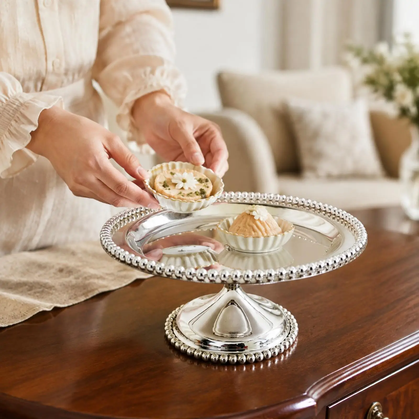 alzatina-per-torte-in-ferro-con-bordo-decorato-a-perline-supporto-rotondo-rialzato-per-dolci-elegante-e-robusto-ideale-per-feste-e-te-pomeridiano
