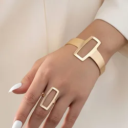 2Pcs/Set Trendy And Minimalist Geometric Square Jewelry Hollowed Out Ring And Bracelet Set Mother's Day Gift Jewelry Set