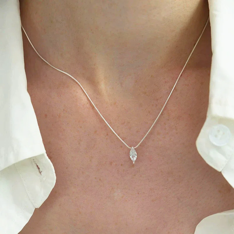 

S925 sterling silver women's necklace snake chain water droplet European and American popular fashion jewelry party accessories