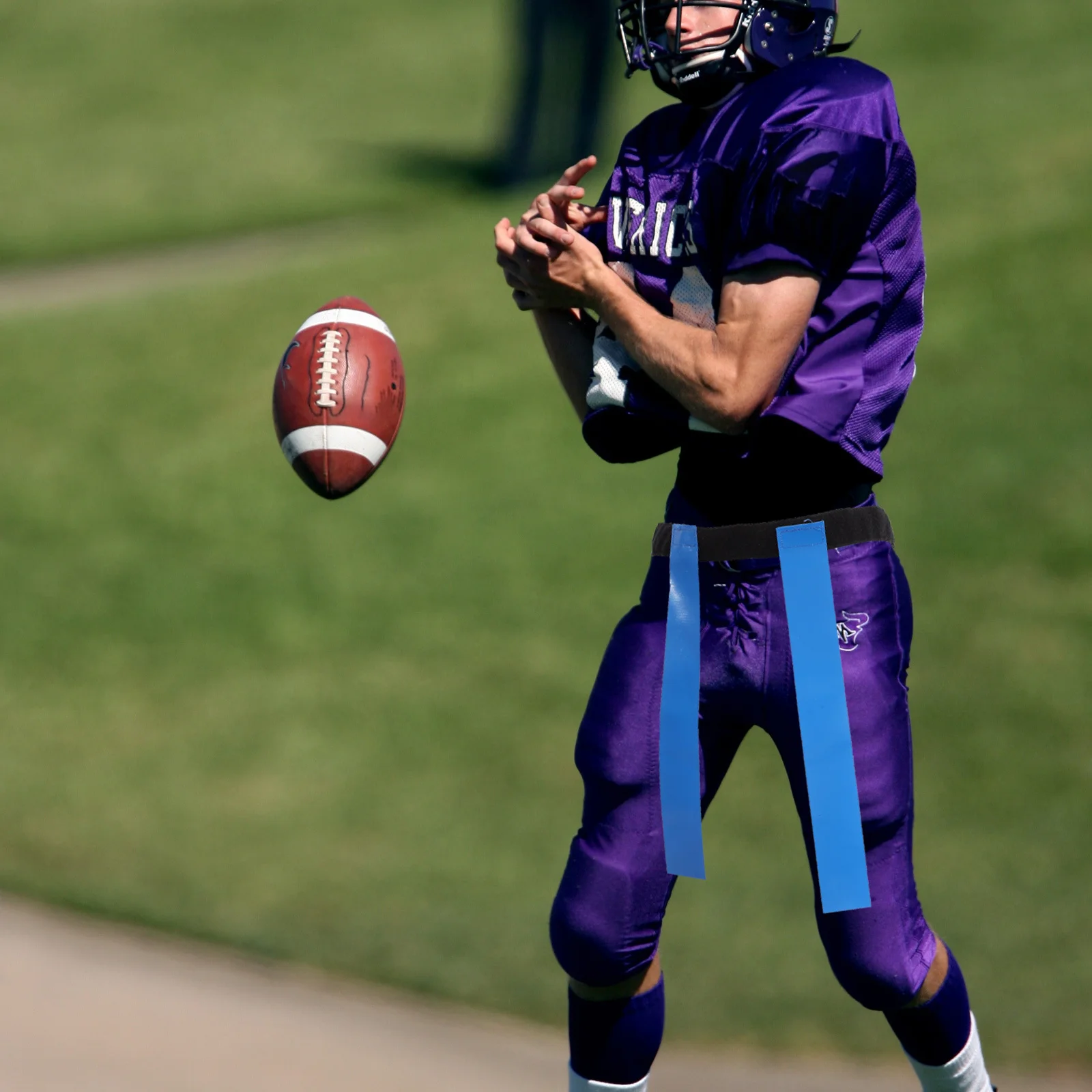 2 conjuntos de bandeiras de cintura de futebol, fácil de usar, design ajustável, seguro, adereços de jogo ao ar livre, bandeiras de rugby, cinto, bandeira de cintura de futebol