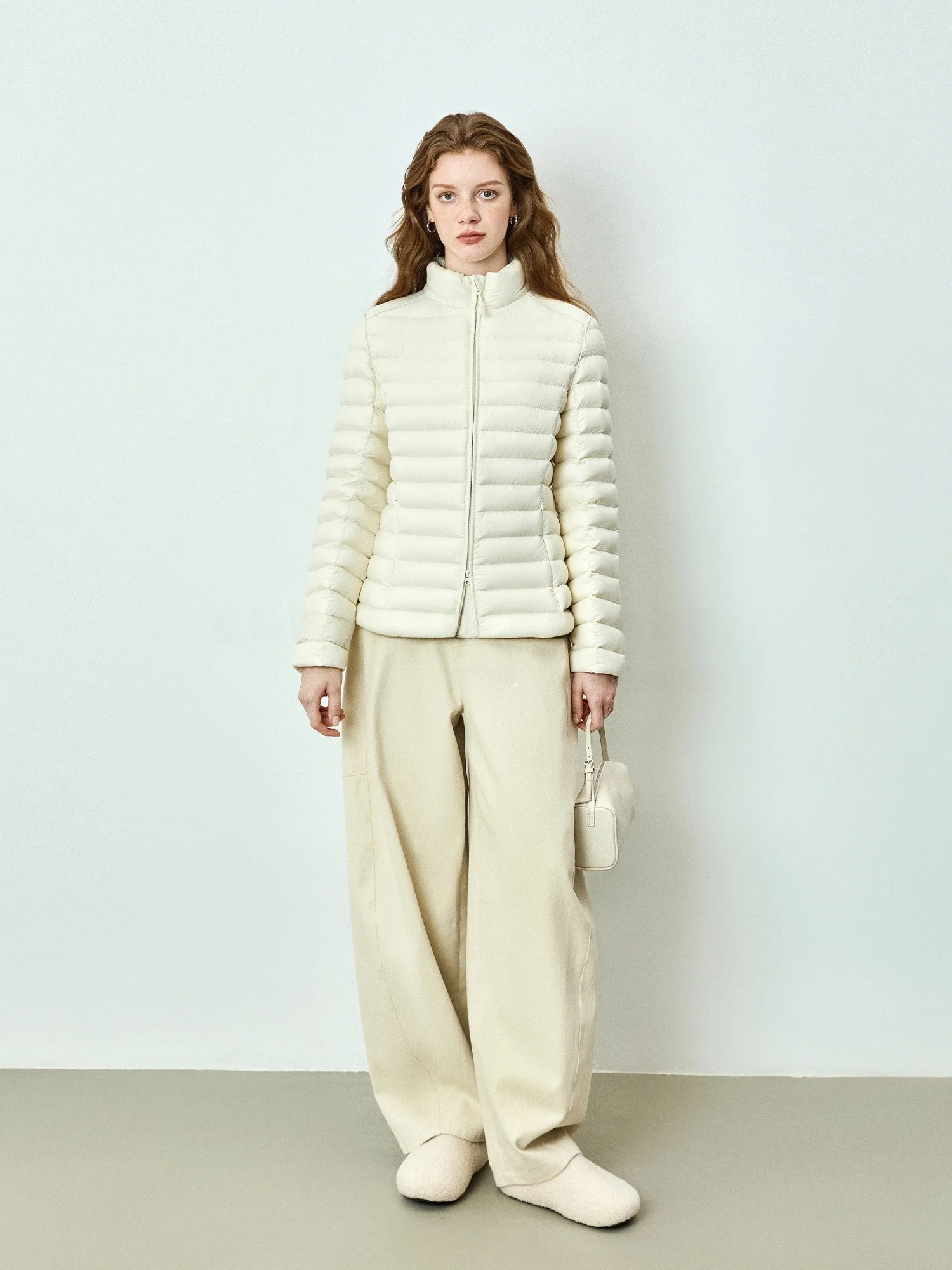 

SUK Ele Fit White Goose down Jaet Detachable Hood 90% down Slimming Waist Design Women's Faion Winter Coat