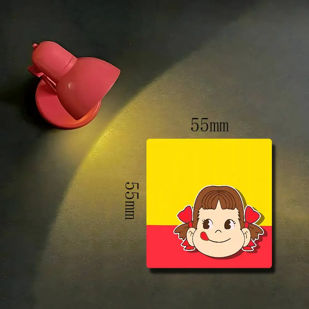 كارتون لطيف M-Milky P-Peko-chan مغناطيس شخصي مغناطيس الثلاجة شكل مربع الثلاجة جدار الباب الديكور